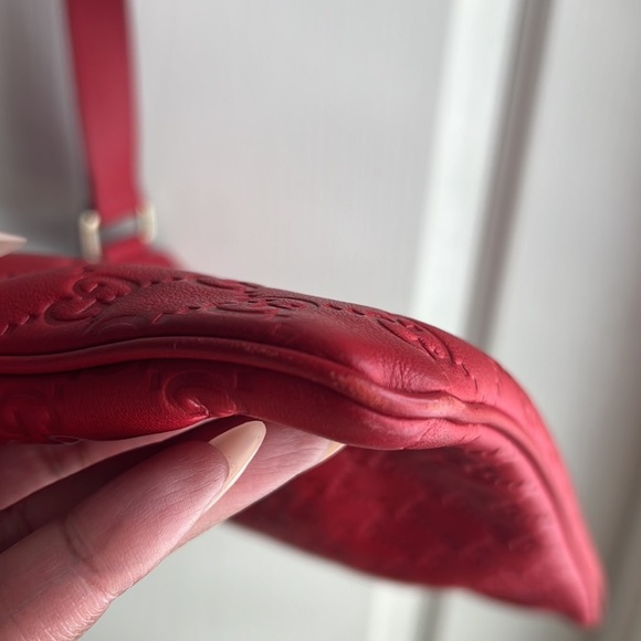 Gucci Guccisima Crossbody - Picture 13 of 15